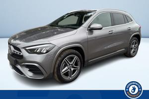 Mercedes-Benz GLA 250 E PLUG-IN HYBRID AUTOMA...