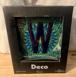 Lampada luminosa Lettera W