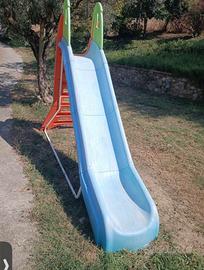 Scivolo e monopattino