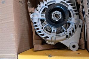 alternatore Hella Peugeot Citroën 