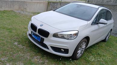 BMW 216i