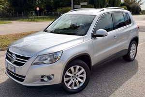 Volkswagen Tiguan 2.0 TDI DPF 4MOTION Sport & Styl