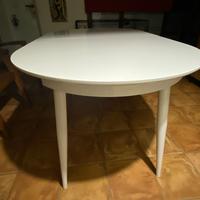 Tavolo Tomasucci bianco ovale allungabile
