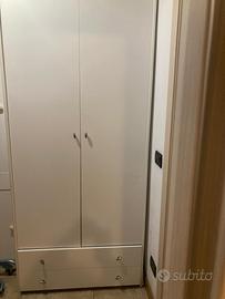 Armadio bianco due ante