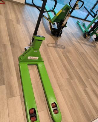 transpallet pesatore portata 2.500 kg   con stampa