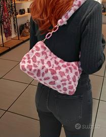 Borsa maculata in ecopelliccia rosa 