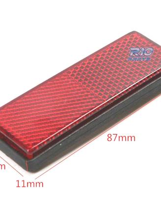 SET DI 2 CATADIOTTRI DI COLORE ROSSO
