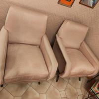 Coppia di poltrone vintage anni '60 tessuto rosa