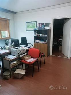 Immobile in asta di 1006 m² con più di 5 locali a - Vista 5