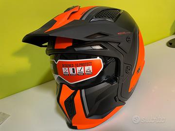 Casco MT Helmets Streetfighter convertibile
