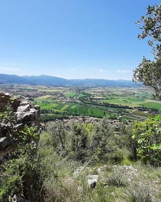 Rustico / Casale di 239 m² a Campello sul Clitunno