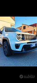 Jeep Renegade Ibrida benzina/elettrica