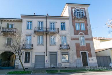 TRIFAMILIARE A CASALE MONFERRATO