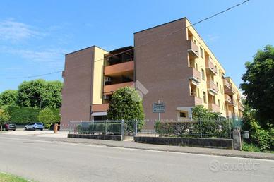 2 LOCALI A BAGNOLO IN PIANO