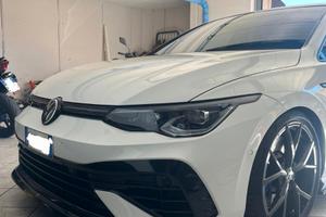 Volkswagen Golf R 2.0 TSi Black Edition K8, bella