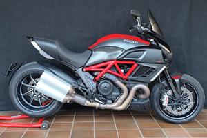 Ducati Diavel Carbon
