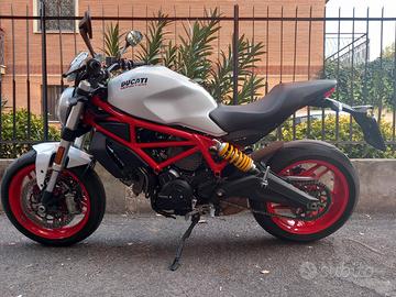 Ducati Monster 797 - 2018