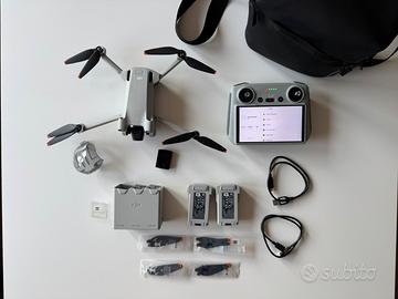 DJI Mini 3 Pro Fly More Combo + DJI RC