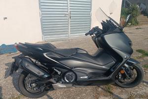 Yamaha T Max 560 - 2021