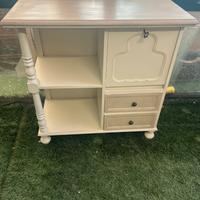 Mobile in stile shabby chic