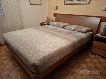 LETTO MATRIMONIALE con COMODINI