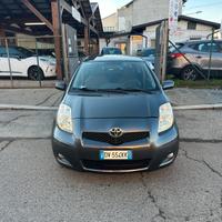Toyota Yaris 1.0 3 porte Sol