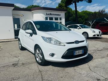 Ford Fiesta 1.4 5 porte Bz.- GPL Titanium