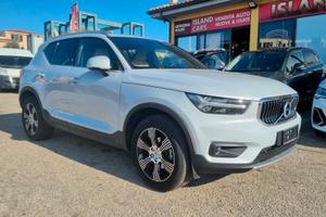 Volvo XC40 Momentum 163cv