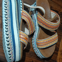 Sandali con zeppa Gavì Shoes Italia