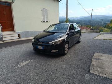 HYUNDAI  i20 come nuova