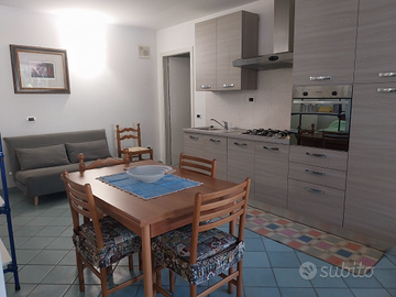 24-31 agosto Grottammare open space 100 mq con g