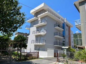 3 LOCALI A BARONISSI