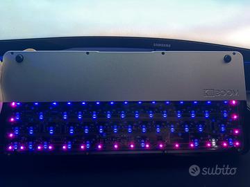 Tastiera praticamente nuova