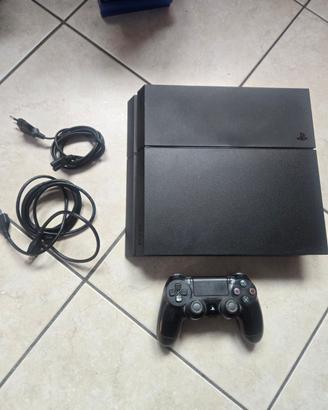PS4 Fat + 18 giochi