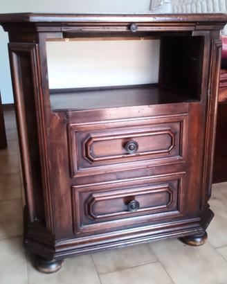 Comodino in stile (produzione Cerea anni '70)