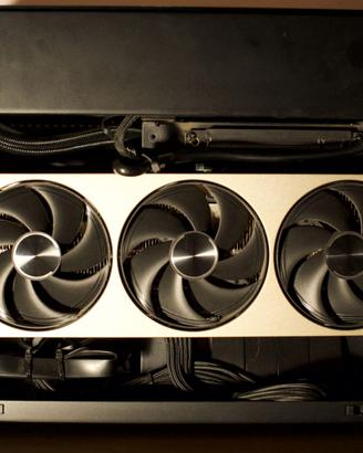 PC ITX Ryzen 9 9900X RTX 5070 Ti 64GB DDR5