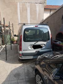 Renault Kangoo 1.2 benzina del 2006 euro 4