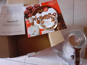 Fonduta al cioccolato con stampini.