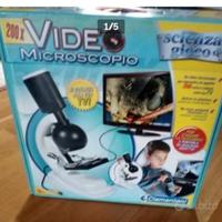 Video microscopio