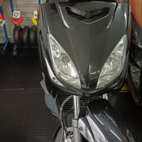 Yamaha XMAX 250