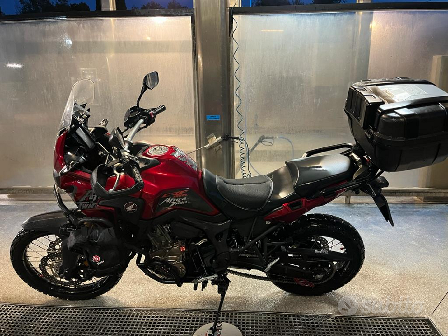 honda africa twin 1000cc