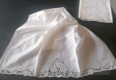 telo in lino bianco intagliato e ricamato 