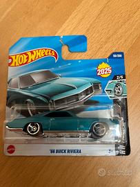 Hot Wheels '66 Buick Riviera