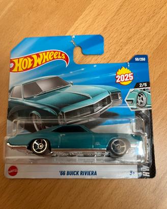 Hot Wheels '66 Buick Riviera