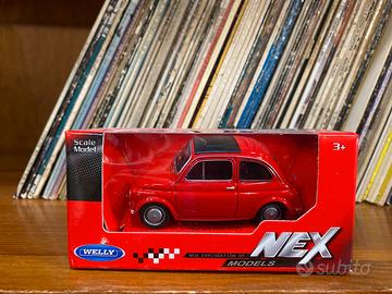 Modellino auto nuova fiat 500 nex models welly 1:4