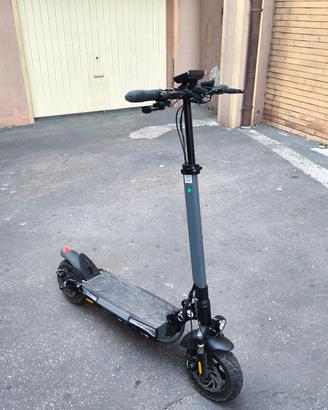 monopattino elettrico 