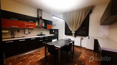 Villa di 142 m² con più di 5 locali a Bosaro