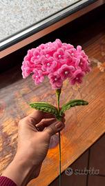 Ortensia fatta a mano con scovolini colorati