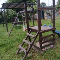 altalena con scivolo