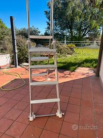 Scaletta piscina fuori terra in acciaio